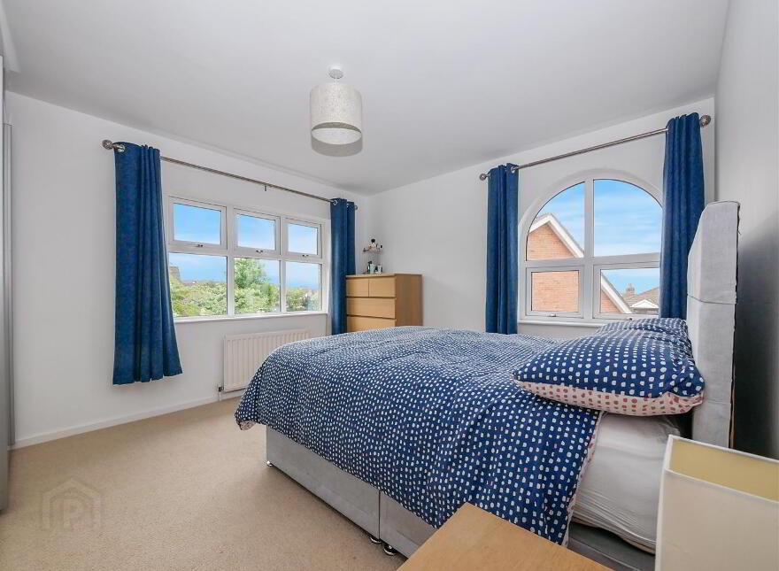 11 Briar Hill, Off Cairnshill Road, Belfast, BT8 6XW