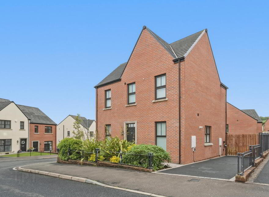 21 Castlegowan Park, Belfast, BT5 7WG