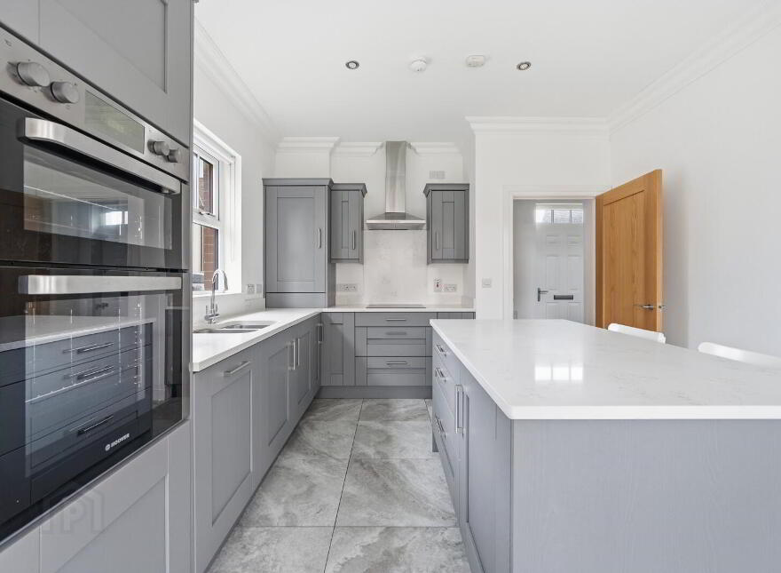 21 Castlegowan Park, Belfast, BT5 7WG