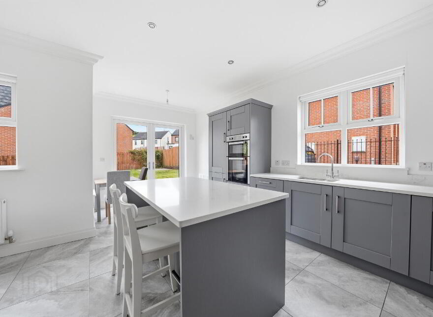 21 Castlegowan Park, Belfast, BT5 7WG