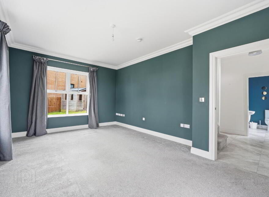 21 Castlegowan Park, Belfast, BT5 7WG