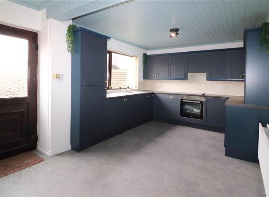 202 Ashmount Gardens, Hillhall Road, Lisburn, BT27 5DB