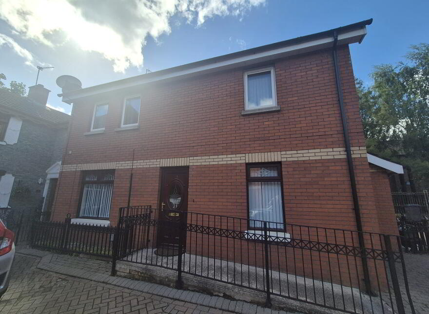 5 Brookville Court, Antrim Road, Belfast, BT14 6EX