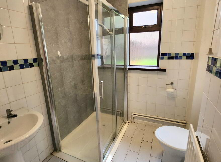 5 Brookville Court, Antrim Road, Belfast, BT14 6EX