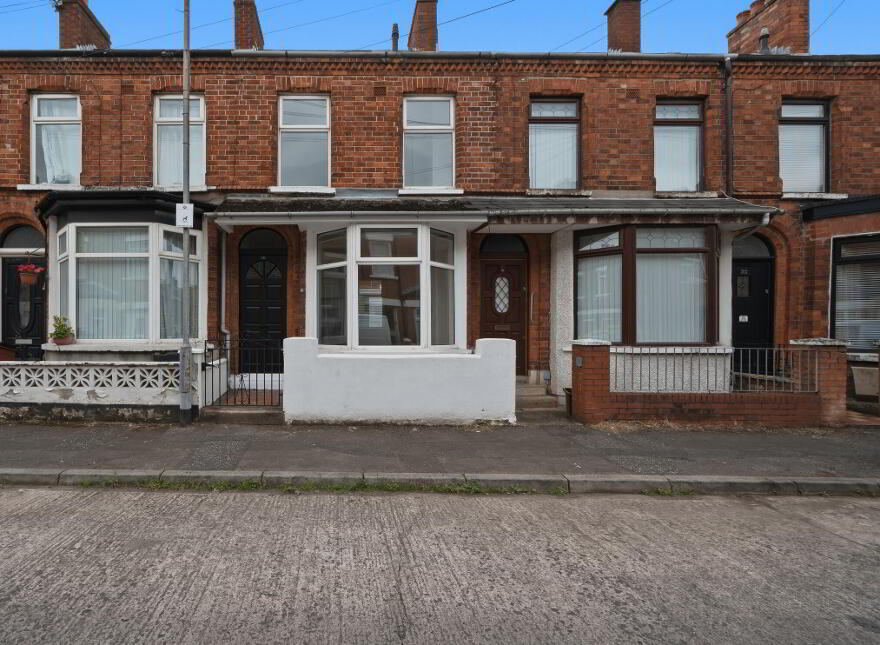26 Dunraven Avenue, Belfast, BT5 5JR