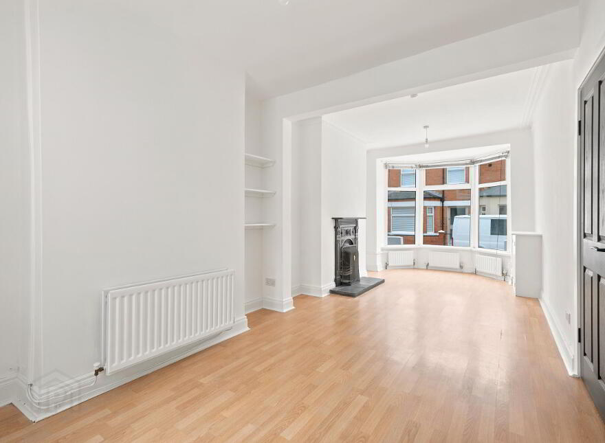 26 Dunraven Avenue, Belfast, BT5 5JR