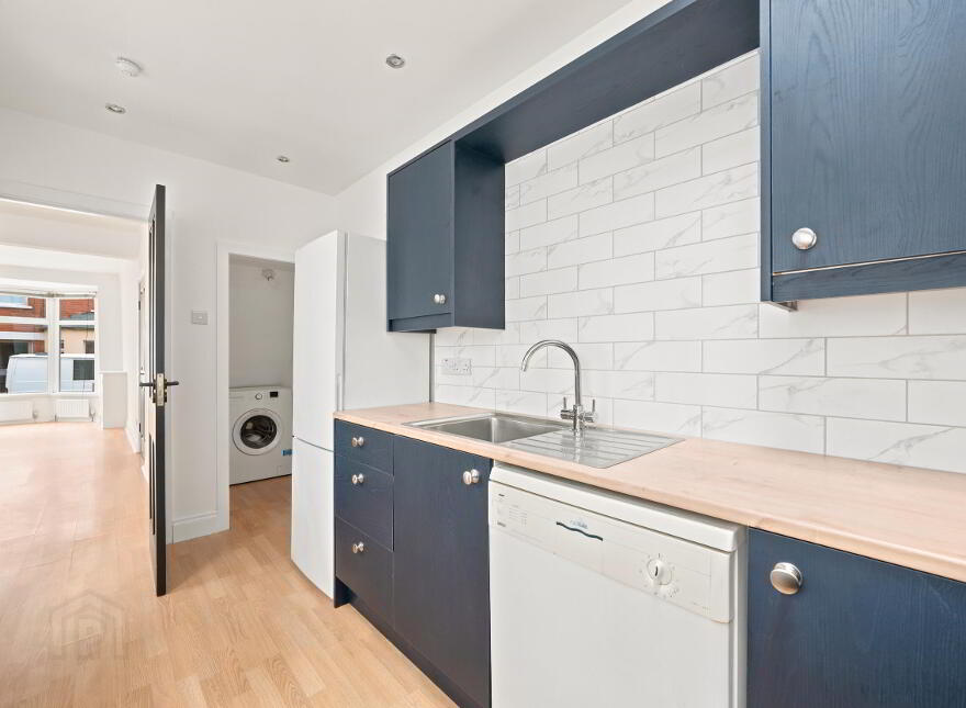 26 Dunraven Avenue, Belfast, BT5 5JR