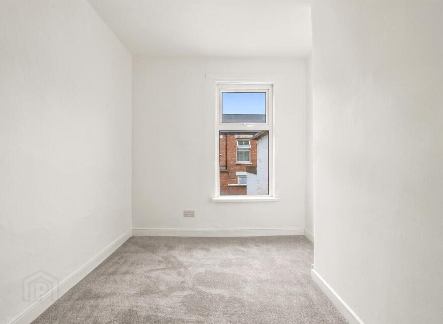 26 Dunraven Avenue, Belfast, BT5 5JR