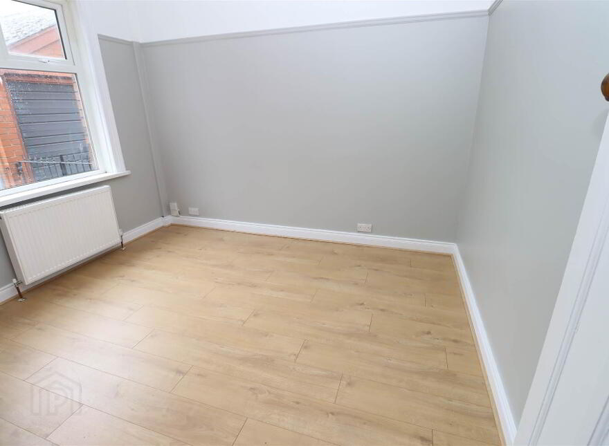 5 Pommern Parade, Castlereagh, Belfast, BT6 9FX