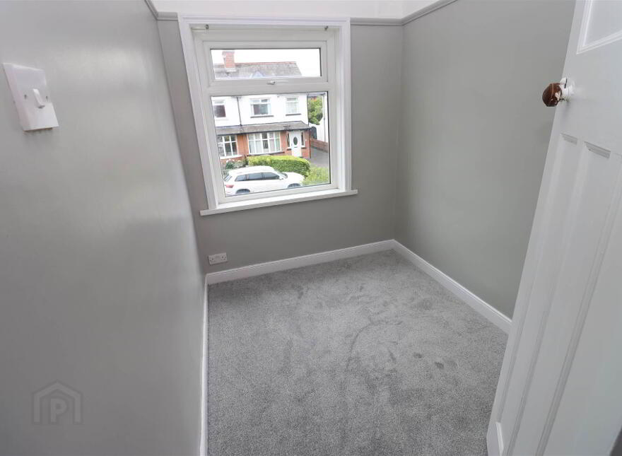 5 Pommern Parade, Castlereagh, Belfast, BT6 9FX