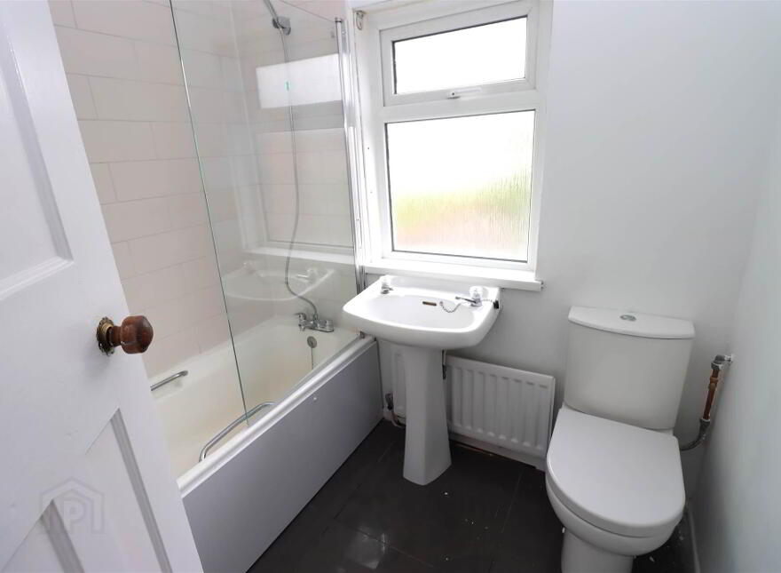 5 Pommern Parade, Castlereagh, Belfast, BT6 9FX
