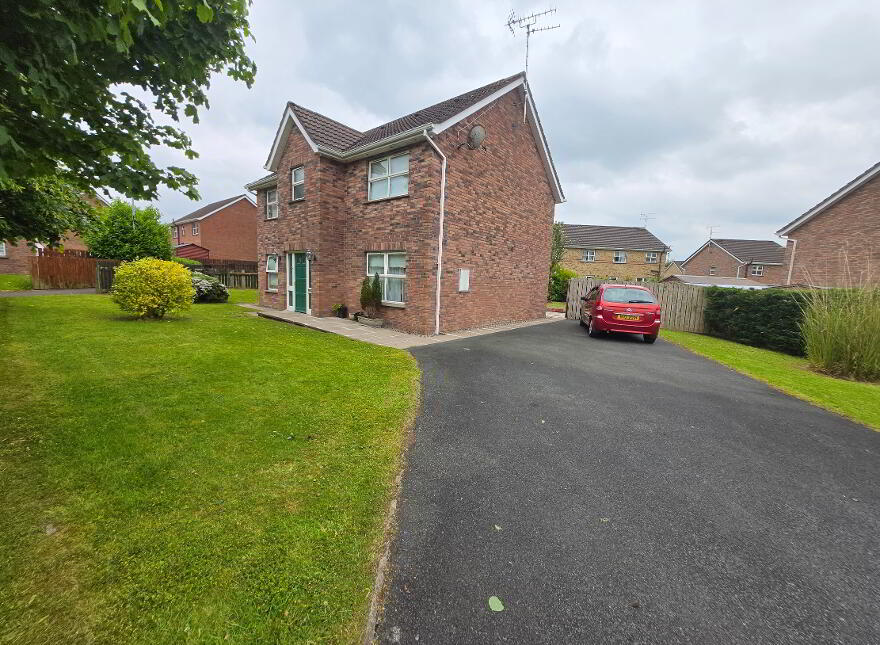 4 BED DETACHED HOUSE, 9 Coolnagard Brae, Omagh, BT78 1GB