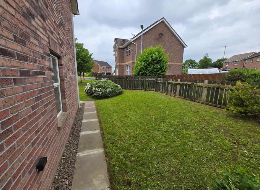 4 BED DETACHED HOUSE, 9 Coolnagard Brae, Omagh, BT78 1GB