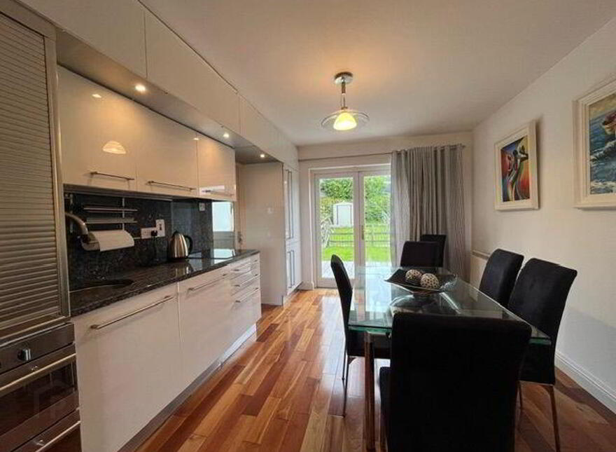9 Ardmanagh Beg, Schull, P81K654