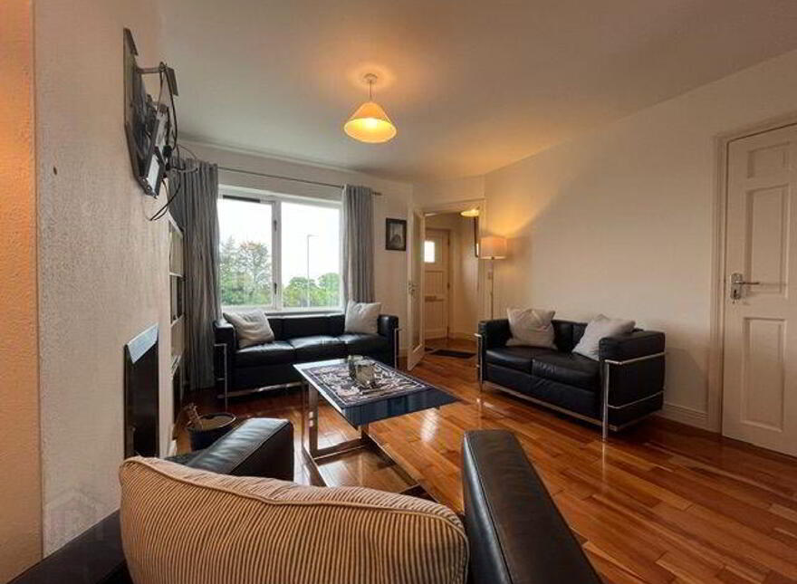 9 Ardmanagh Beg, Schull, P81K654