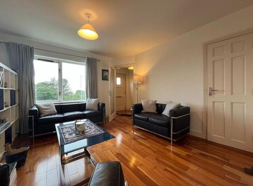 9 Ardmanagh Beg, Schull, P81K654