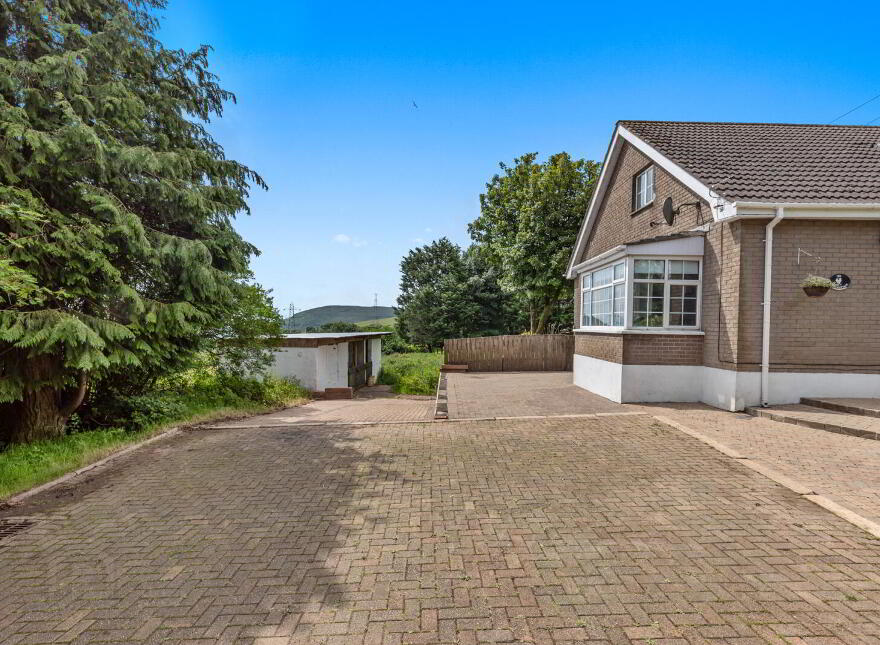 199 Ballyhill Road, Belfast, BT14 8SF