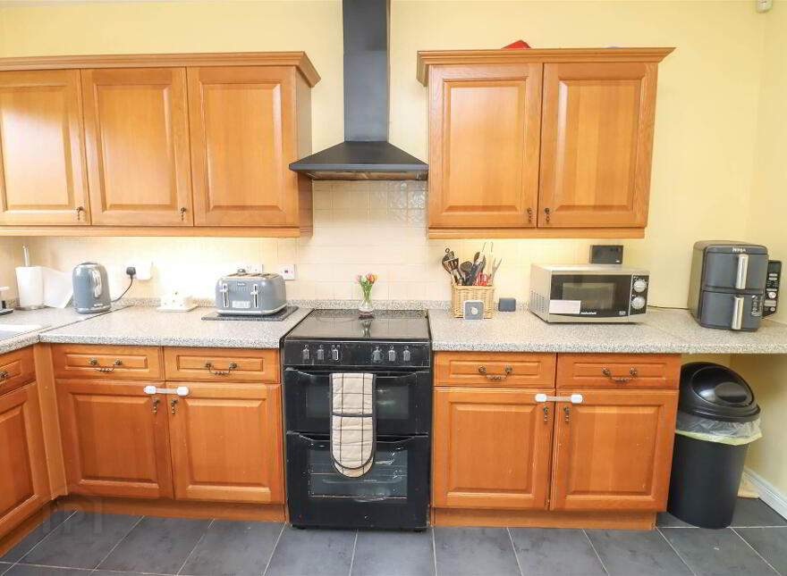 2 Ferndene Gardens, Dundonald, Belfast, BT16 2EP
