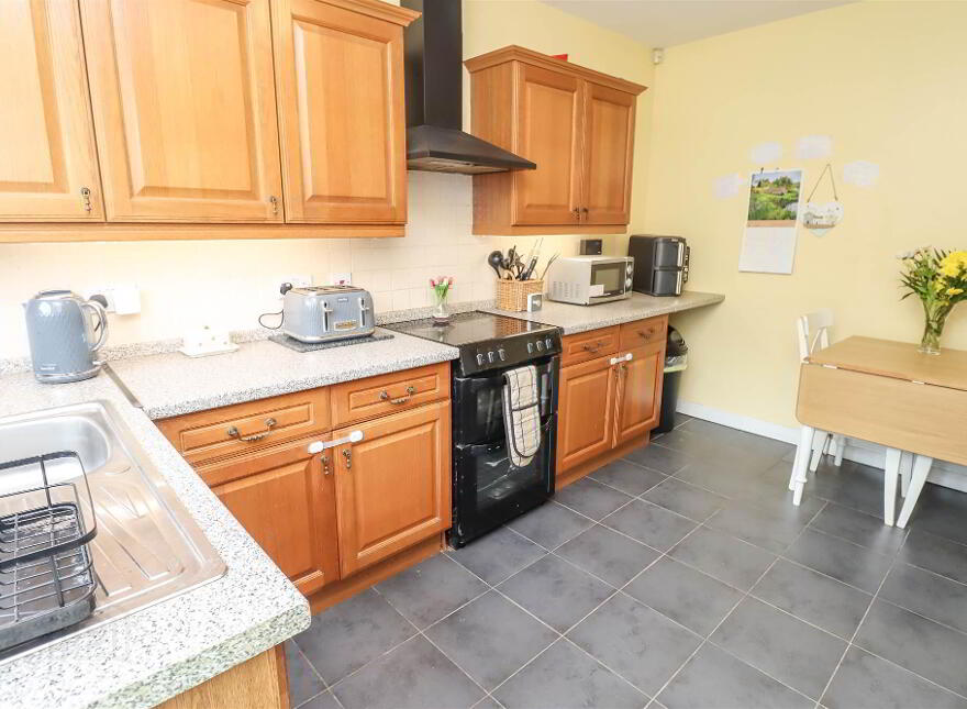 2 Ferndene Gardens, Dundonald, Belfast, BT16 2EP