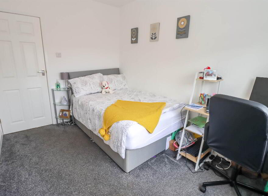 2 Ferndene Gardens, Dundonald, Belfast, BT16 2EP