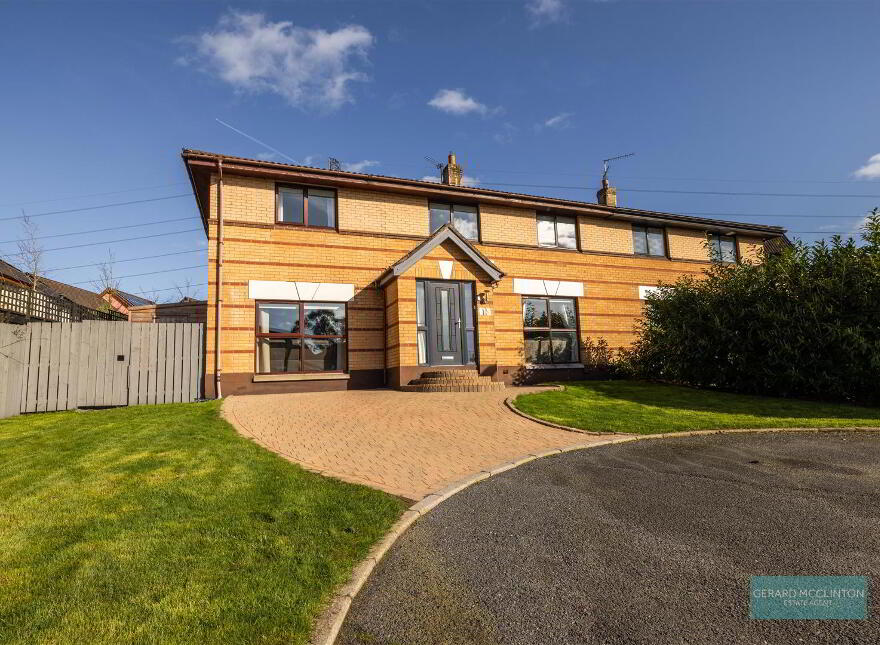 113 Laurelgrove Dale, Belfast, BT8 6ZE
