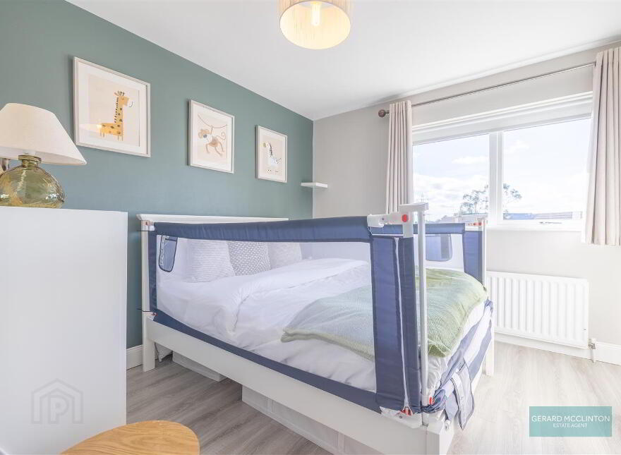 113 Laurelgrove Dale, Belfast, BT8 6ZE