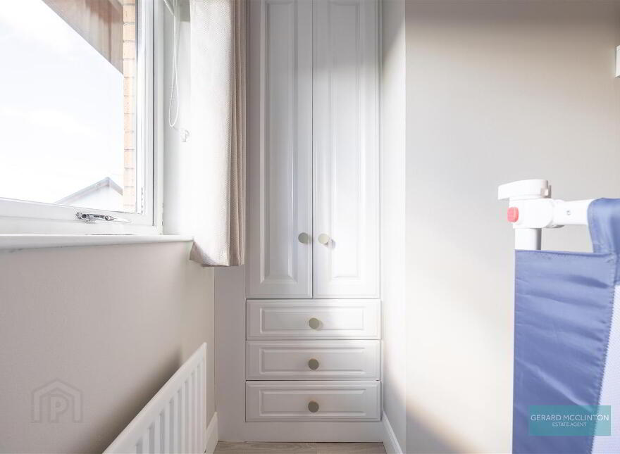 113 Laurelgrove Dale, Belfast, BT8 6ZE