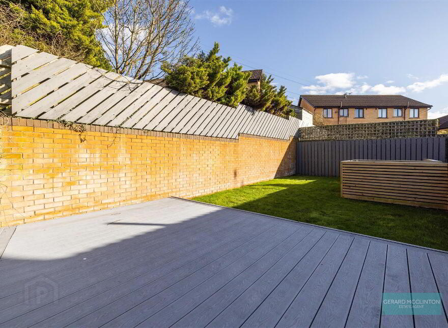 113 Laurelgrove Dale, Belfast, BT8 6ZE