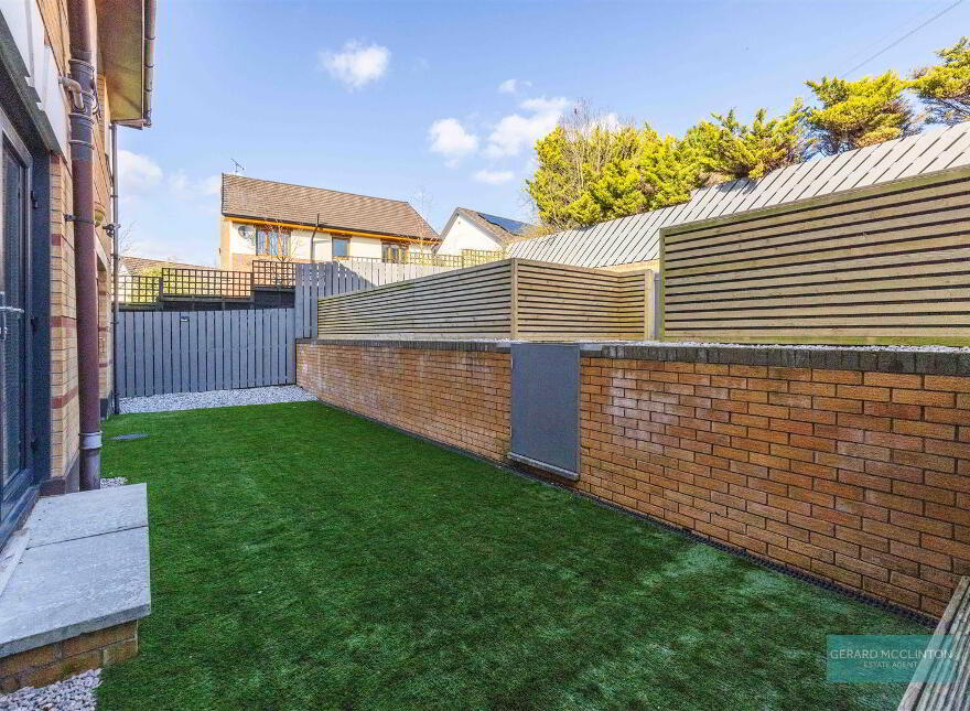 113 Laurelgrove Dale, Belfast, BT8 6ZE