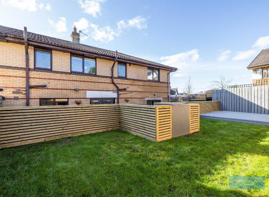 113 Laurelgrove Dale, Belfast, BT8 6ZE