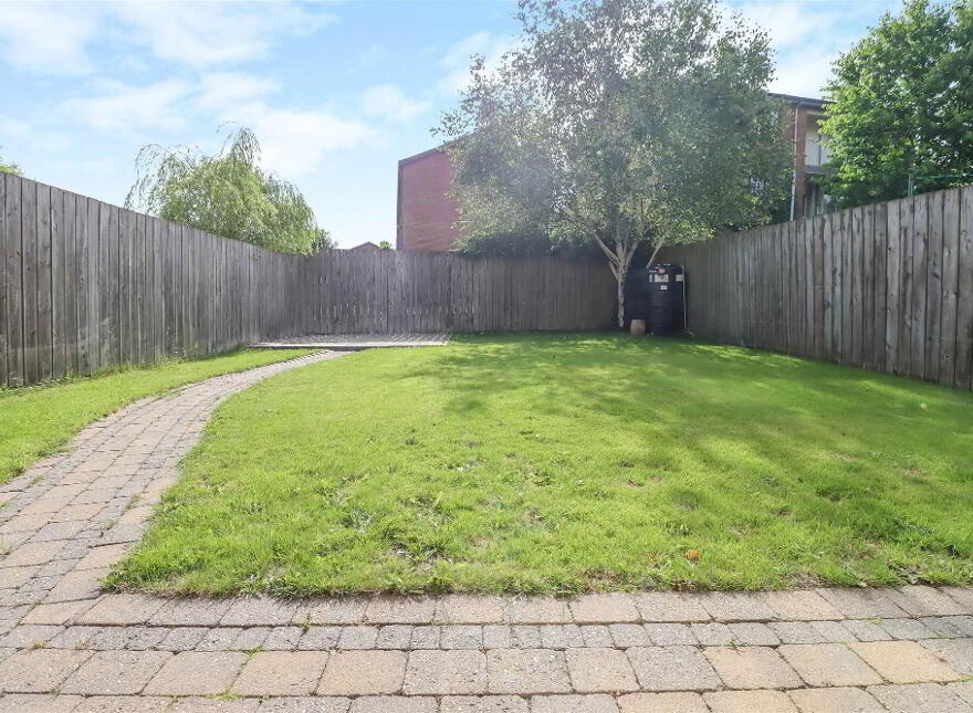 38 Moatview Park, Dundonald, Belfast, BT16 2BE