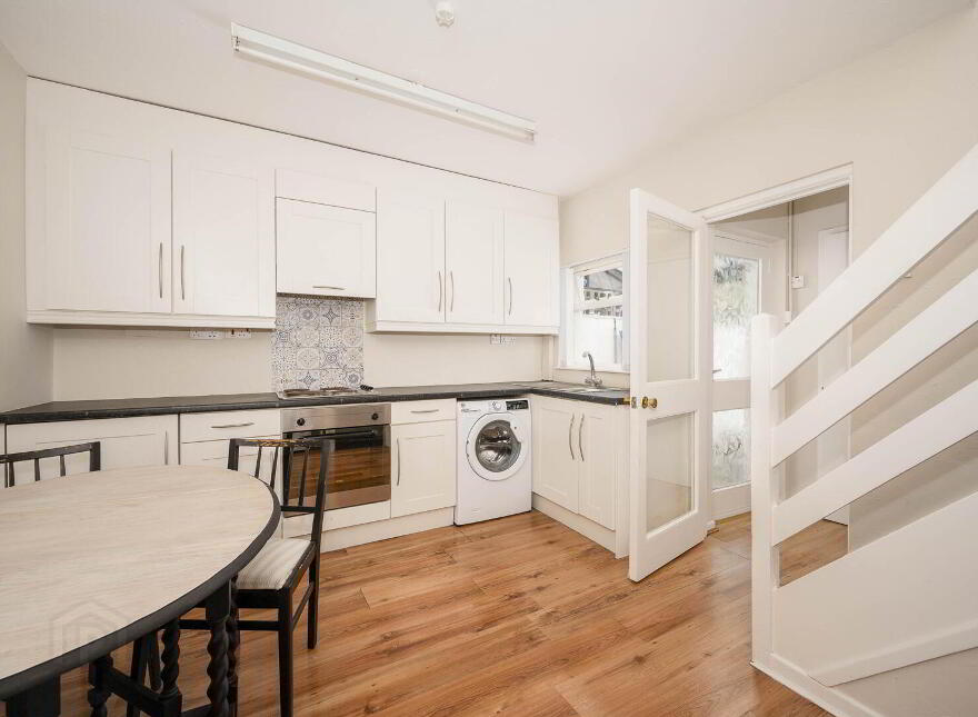 25 Downshire Road, Belfast, Holywood, BT18 9LX