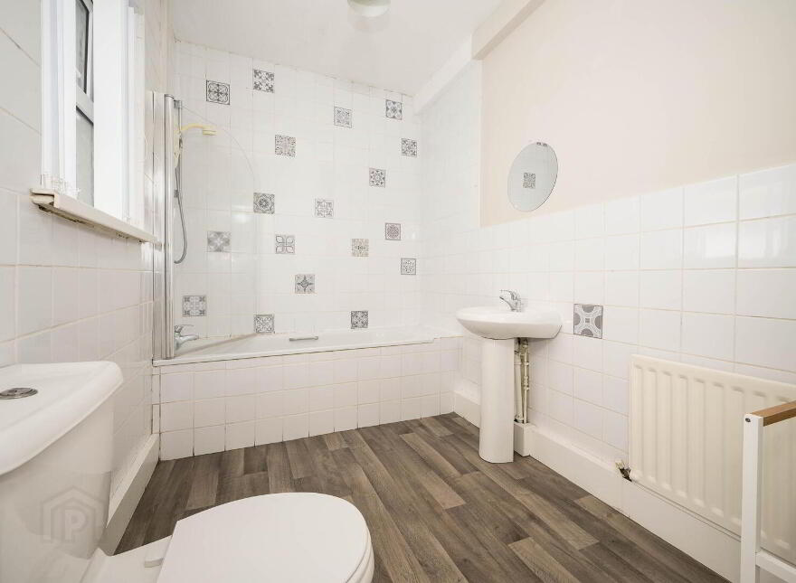25 Downshire Road, Belfast, Holywood, BT18 9LX