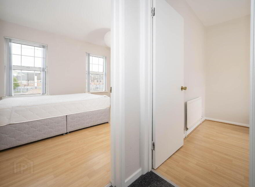 25 Downshire Road, Belfast, Holywood, BT18 9LX