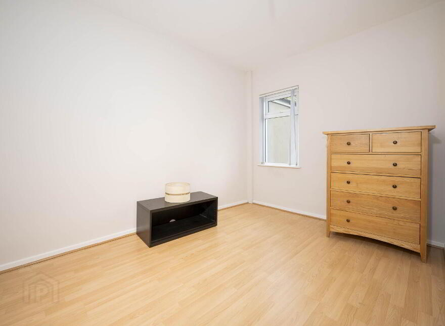 25 Downshire Road, Belfast, Holywood, BT18 9LX