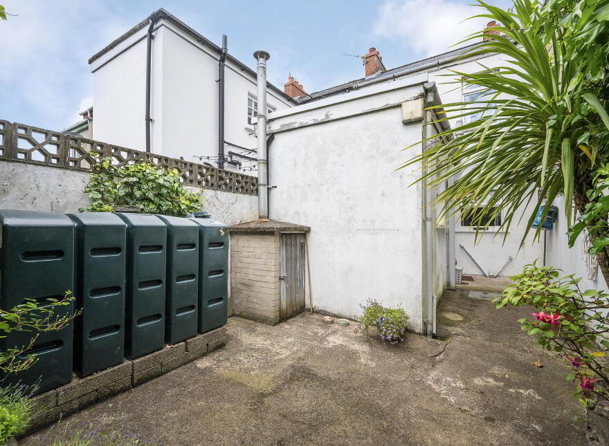 25 Downshire Road, Belfast, Holywood, BT18 9LX