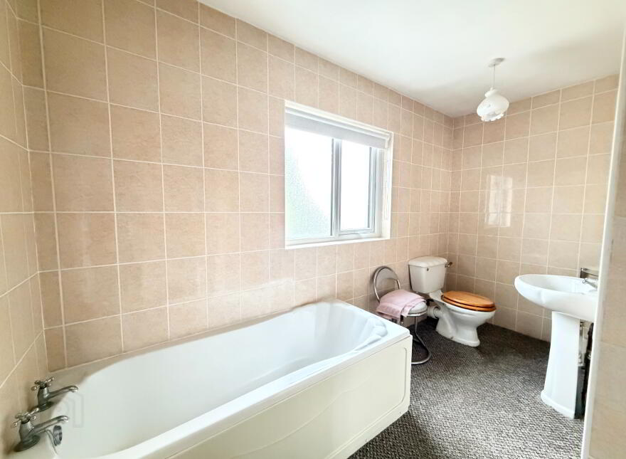 2 The Moat, Kells, Ballymena, BT42 3LX