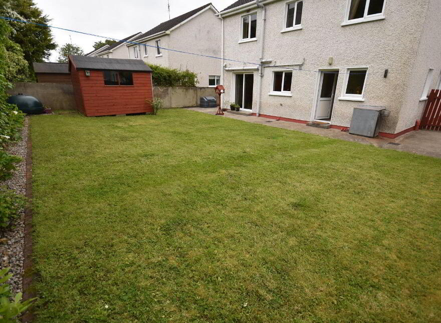 75 Glenoughty Close, Letterkenny, F92V4K2