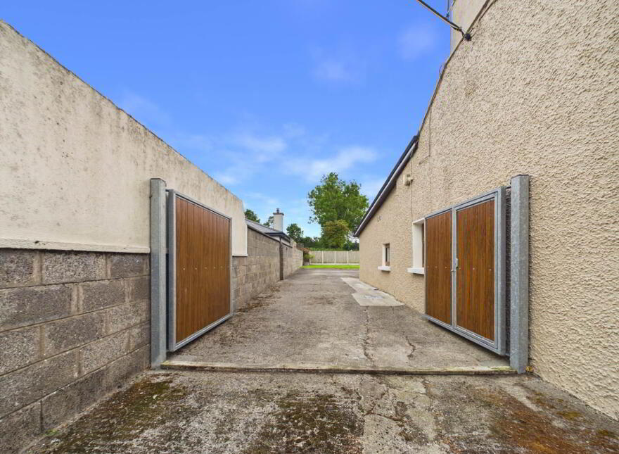Bedford, Mainstreet, Piltown, E32TW28