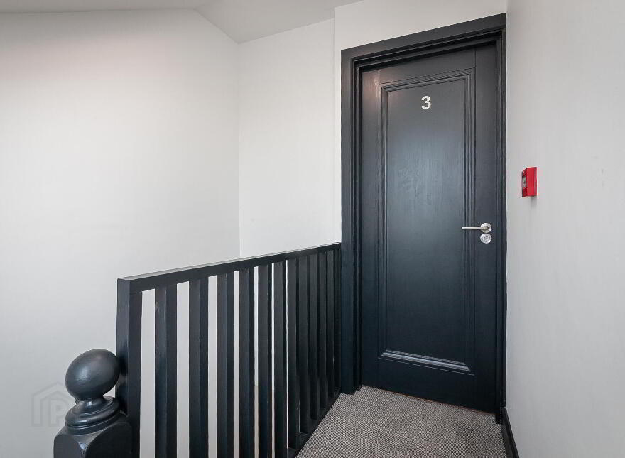 Apt 3, 537a Lisburn Road, Belfast, BT9 7GQ