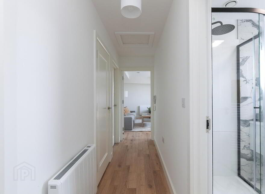 Apt 3, 537a Lisburn Road, Belfast, BT9 7GQ