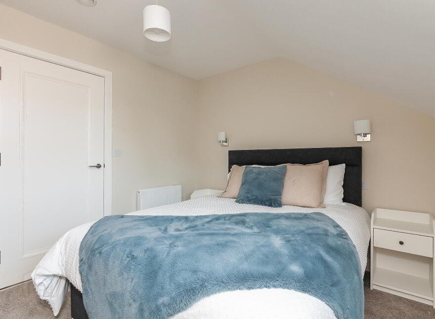 Apt 3, 537a Lisburn Road, Belfast, BT9 7GQ