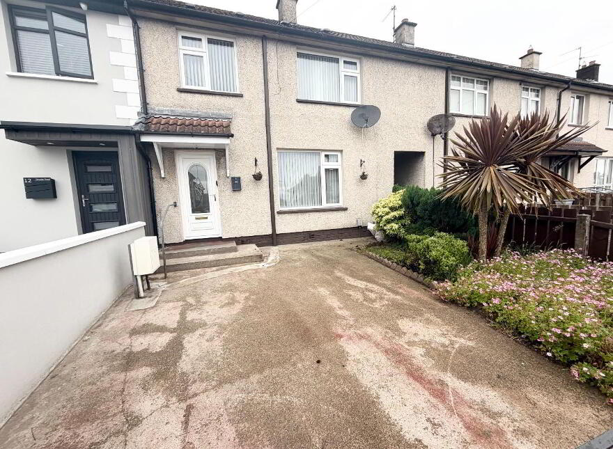 10 Circular Road, Creggan, Derry, BT48 9QZ