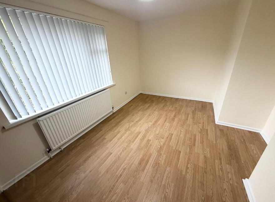 10 Circular Road, Creggan, Derry, BT48 9QZ