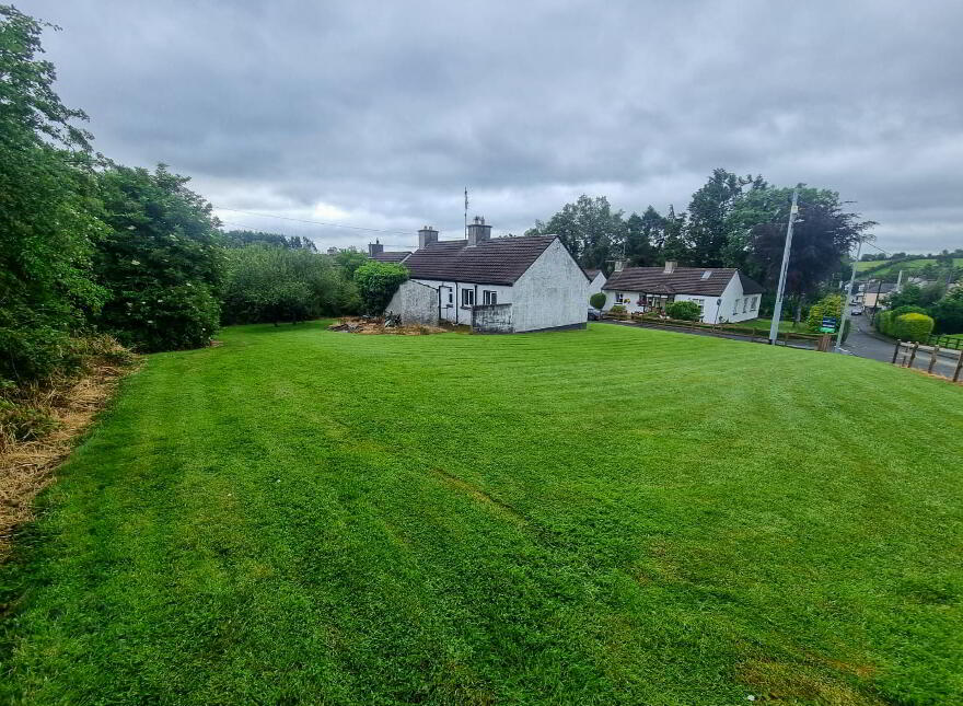 8 Oriel Park, Emyvale, H18DK10