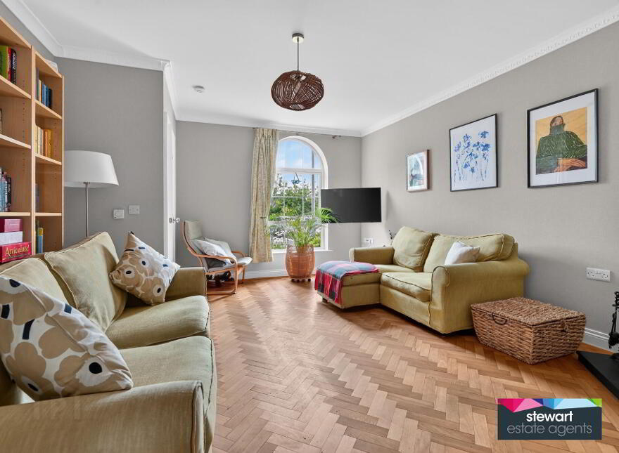 10 Glebe Crescent, Moira, BT67 0TR