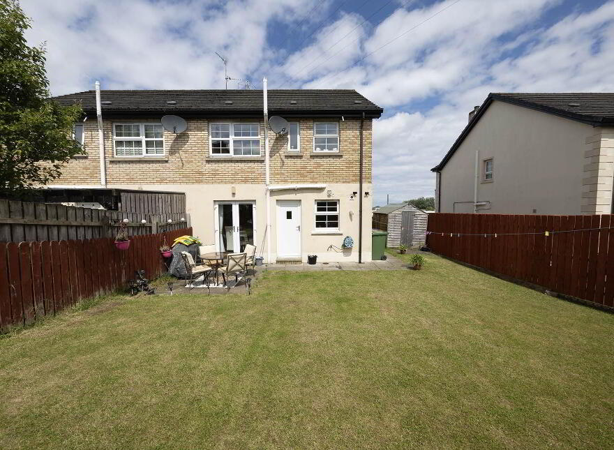 83 River Glade Manor, Lurgan, Craigavon, BT66 8RR