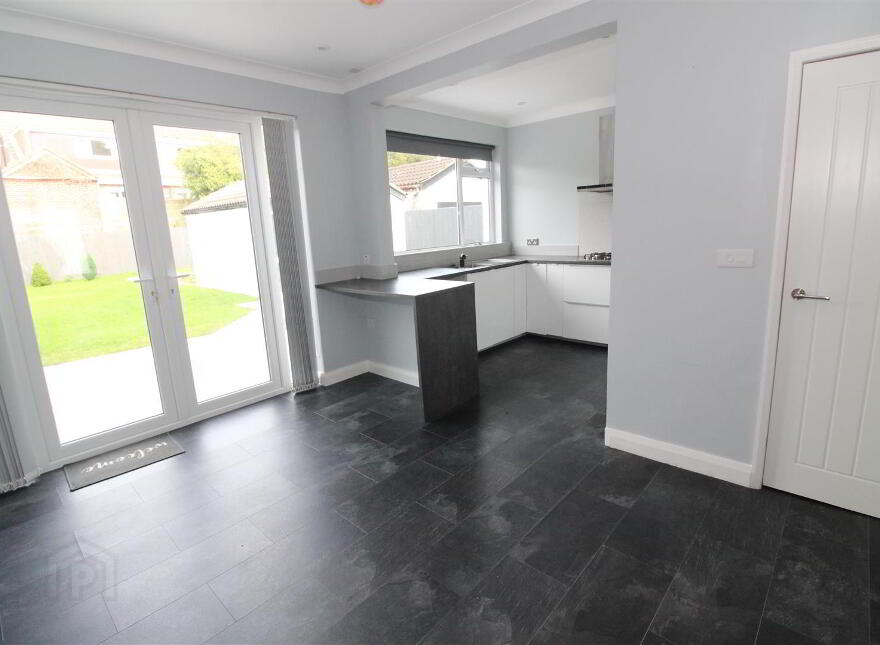 20 Osterley Park, Newtownabbey, BT36 6EW