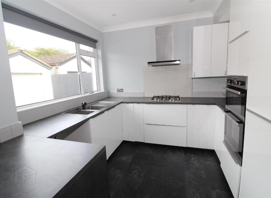 20 Osterley Park, Newtownabbey, BT36 6EW