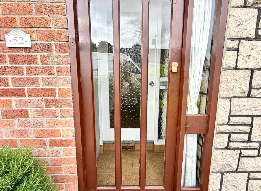 52 Blackburn Crescent, Londonderry, BT47 5QG